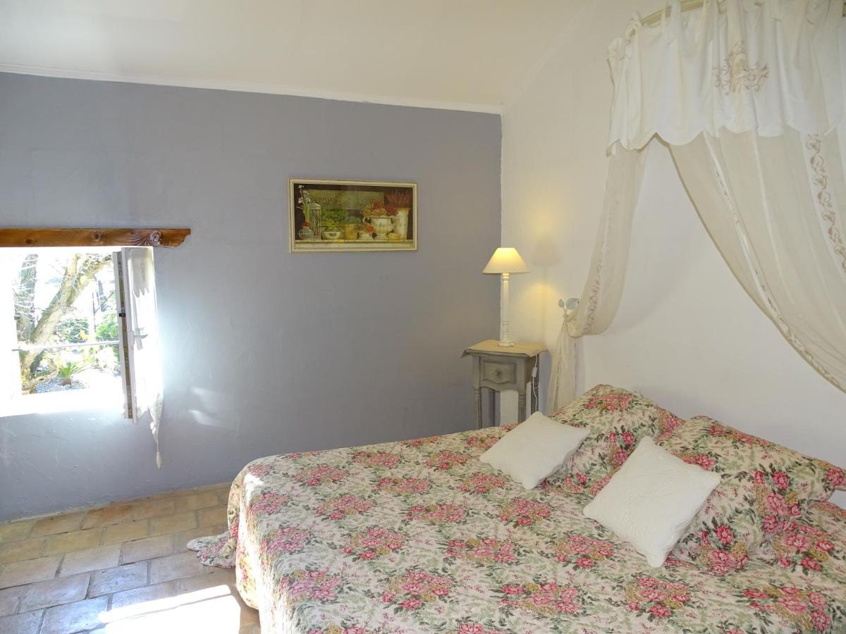 Bastide Des Princes B&B Caderousse ภายนอก รูปภาพ