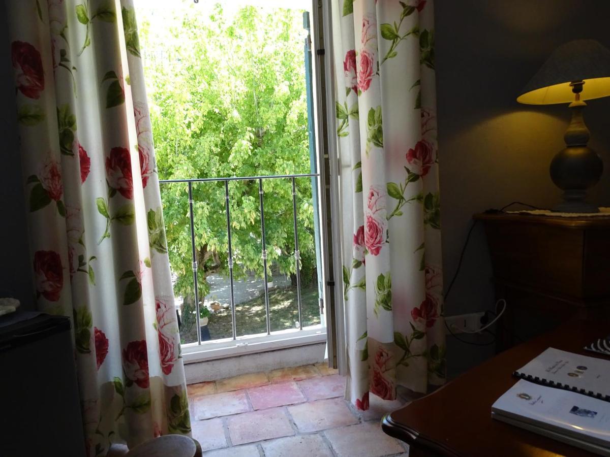 Bastide Des Princes B&B Caderousse ภายนอก รูปภาพ