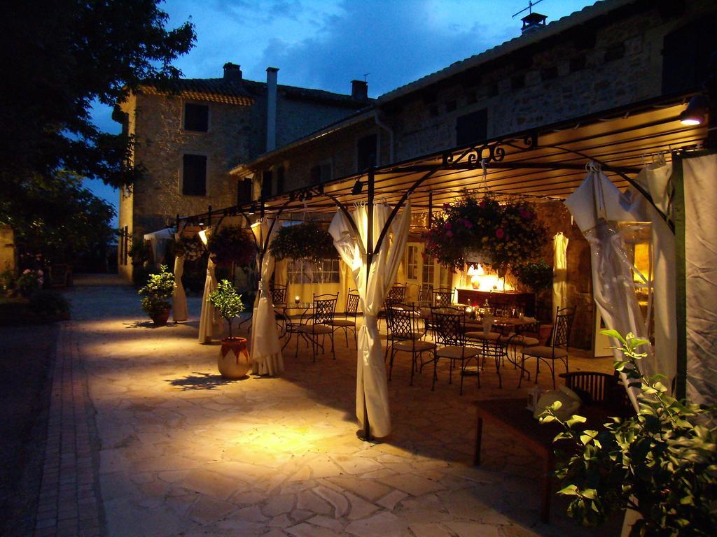 Bastide Des Princes B&B Caderousse ภายนอก รูปภาพ