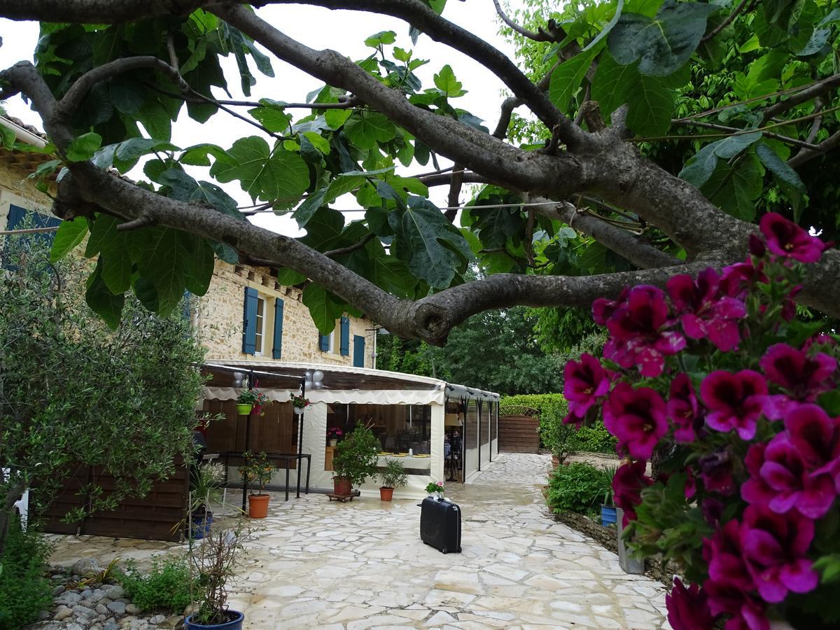Bastide Des Princes B&B Caderousse ภายนอก รูปภาพ